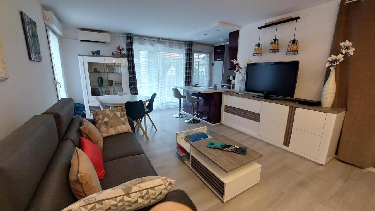 Charmant Appartement Residentiel Avec Terrasse, Jardin Privatif Et Piscine A Cannes Kültér fotó