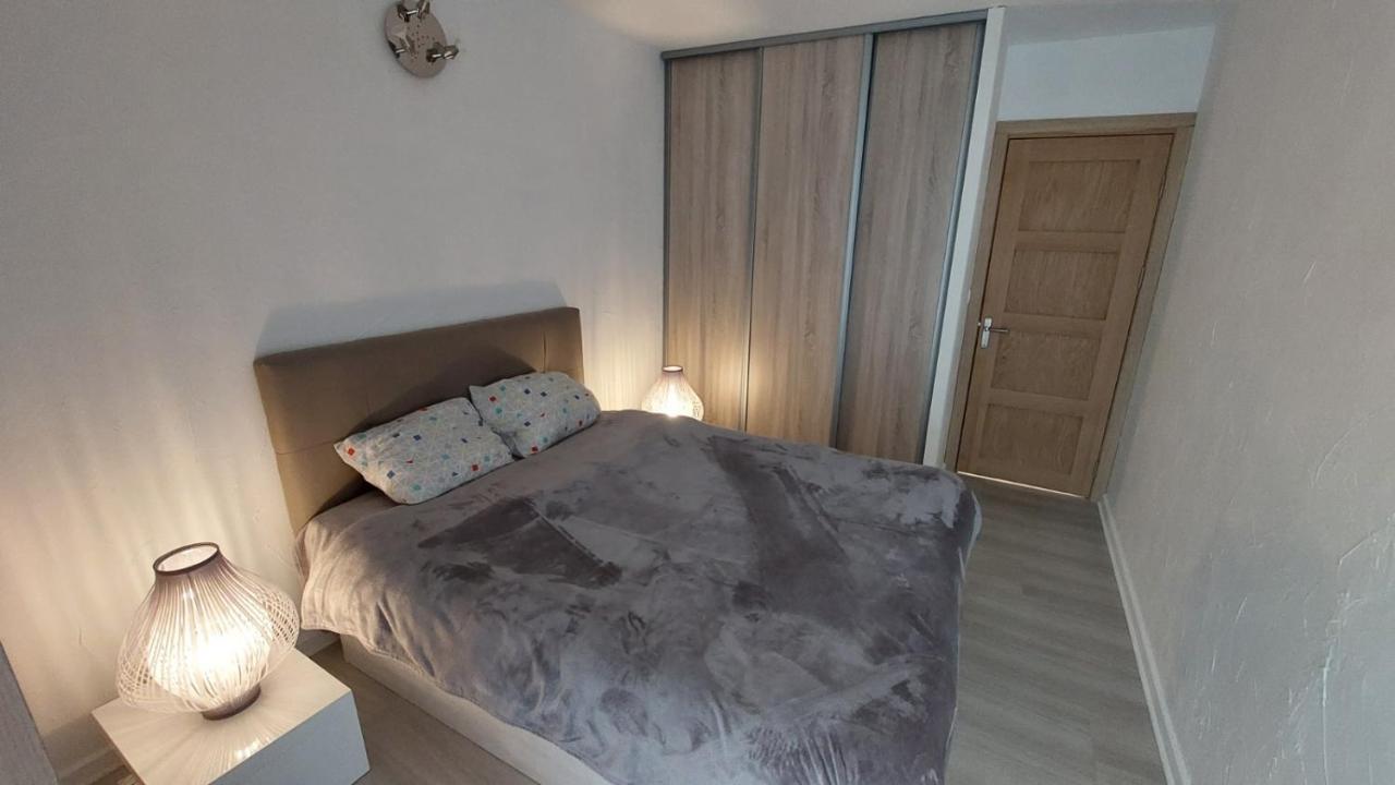 Charmant Appartement Residentiel Avec Terrasse, Jardin Privatif Et Piscine A Cannes Kültér fotó