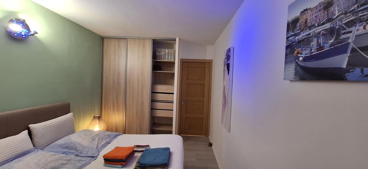 Charmant Appartement Residentiel Avec Terrasse, Jardin Privatif Et Piscine A Cannes Kültér fotó