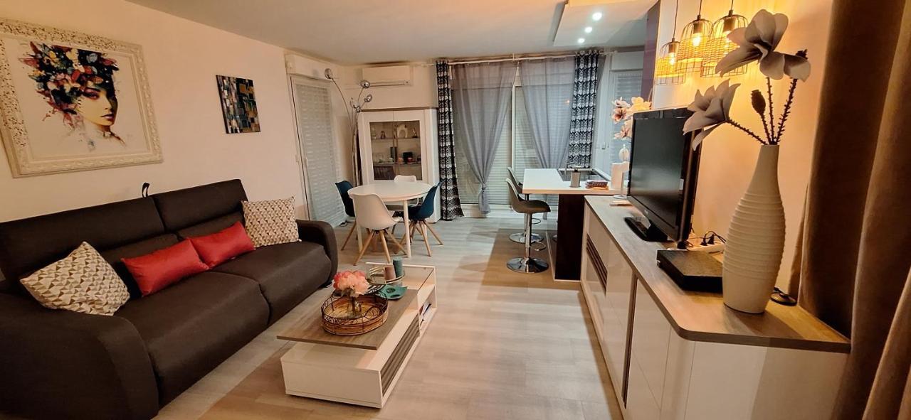 Charmant Appartement Residentiel Avec Terrasse, Jardin Privatif Et Piscine A Cannes Kültér fotó